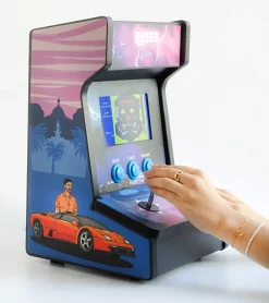 Borne d'arcade rétro en bois