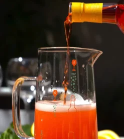 Carafe à spritz graduée