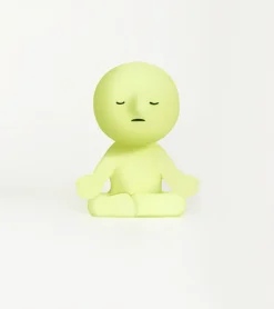 Figurine fluorescente Smiski - série Yoga