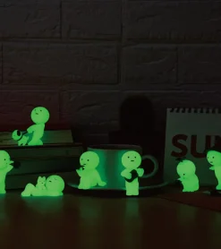 Figurine fluorescente Smiski - série Sunday