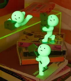 Figurine fluorescente Smiski - série Moving