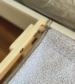 Hamac en bois pour chats