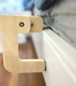 Hamac en bois pour chats