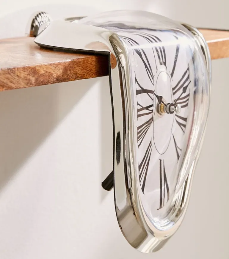 Horloge fondante inspiration Dali