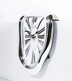Horloge fondante inspiration Dali