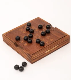 Jeu solitaire en bois