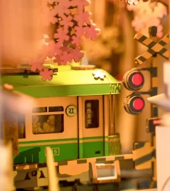 Kit DIY maison miniature en serre-livre - Sakura Densya