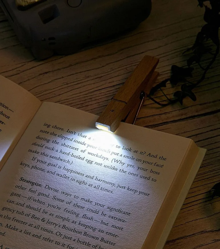 Lampe de lecture pince à linge