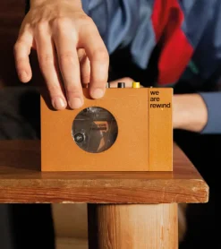 Lecteur de cassette portable - We are Rewind