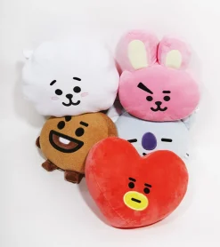 Les peluches-coussin BT21