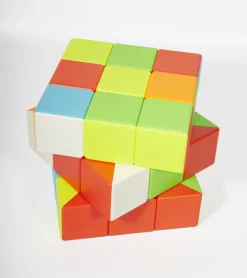 Mega Cube