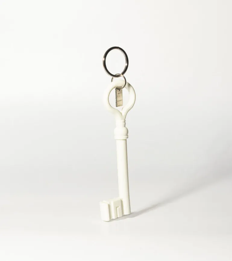 Porte-clés en forme de clé phosphorescente