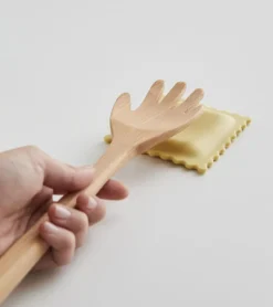 Repose-cuillère ravioli