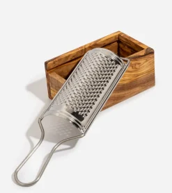 Râpe à fromage italienne en bois d'olivier