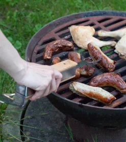 Ustensile pour barbecue 4 en 1 pliable