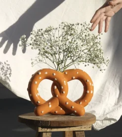 Vase bretzel