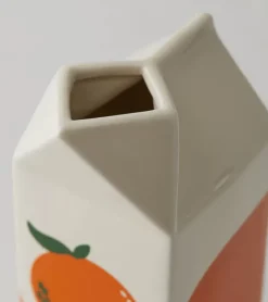 Vase brique de jus d'orange