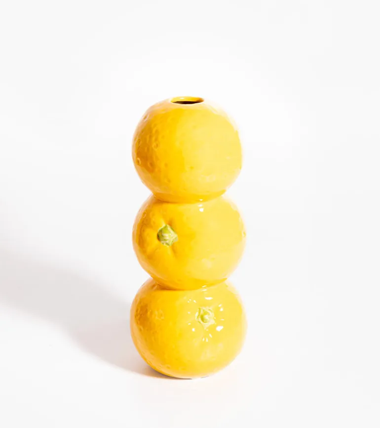 Vase fruits empilés