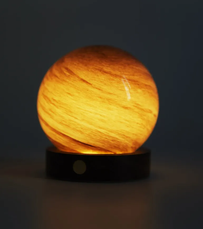 Veilleuse astrale en verre